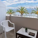 Aphrodite Beachfront By Konnect, 2* Roda (Corfu)