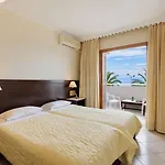 Aphrodite Beachfront By Konnect, Roda (Corfu)