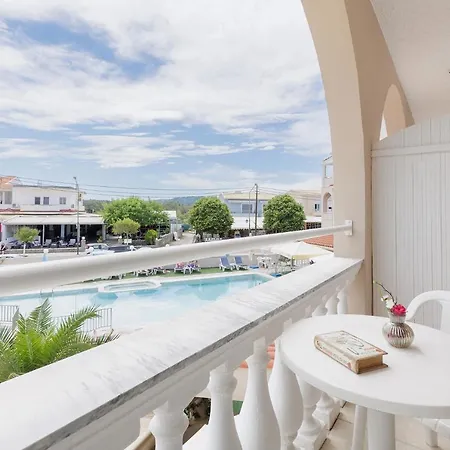 Otel Aphrodite Beachfront By Konnect,