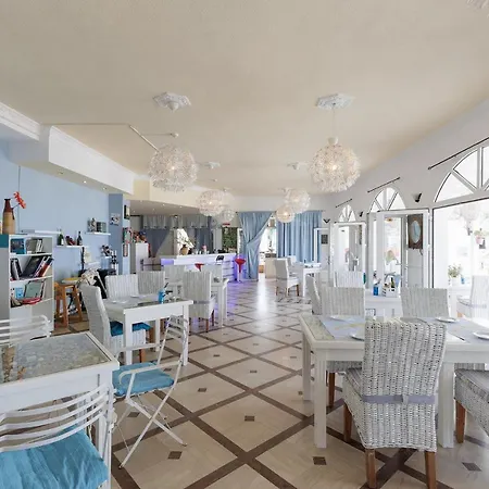 Otel Aphrodite Beachfront By Konnect, Roda (Corfu)